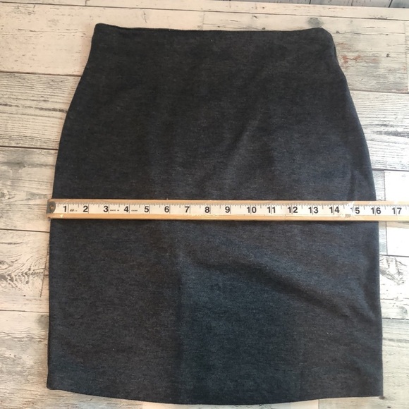 Solemio Charcoal Gray Pencil Skirt Medium - Picture 9 of 9